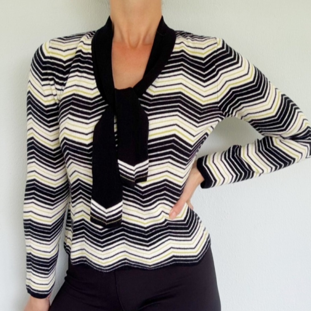 Jones New York Petite black green stripe tie neckline sweater size medium